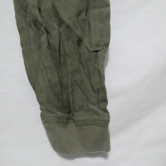 JOGGER | small | Olive Green Cargo Joggers | GUC - Picture 16 of 16